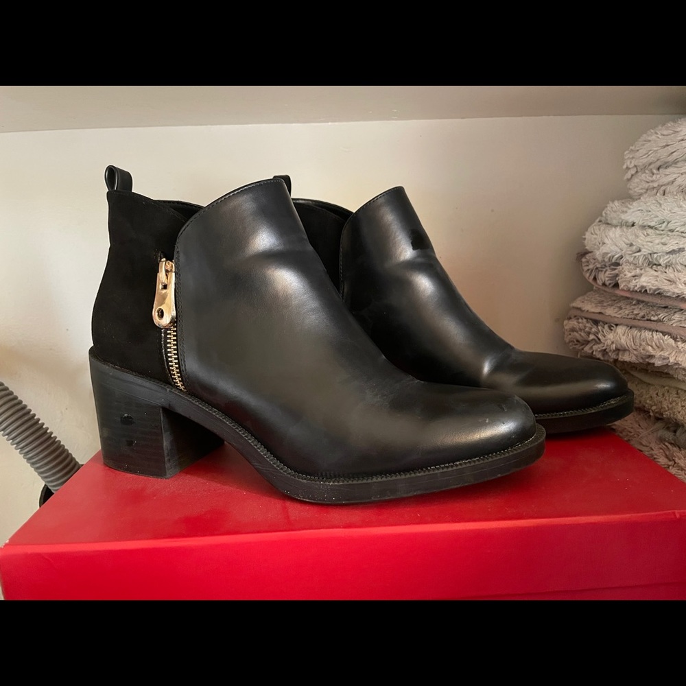 Like New Zara Booties